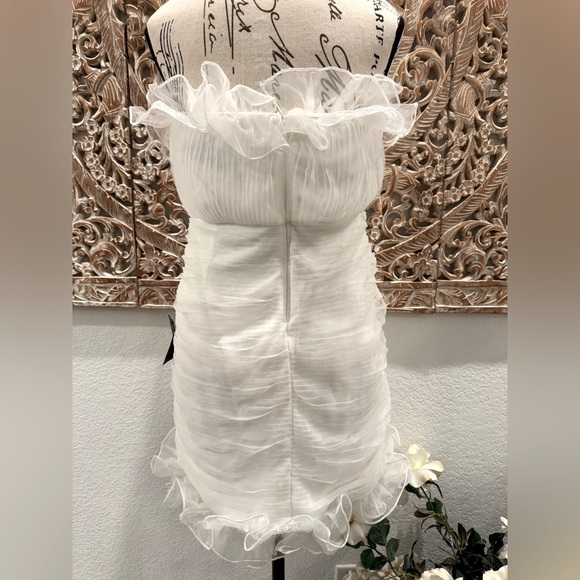 Lulus White Mini Chiffon Ruching w/ Ruffles Dress- size XL - Picture 2 of 9